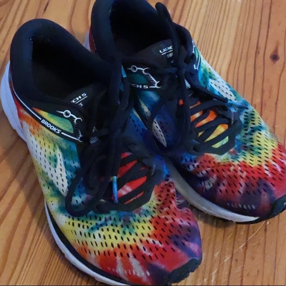 Brookes Running Shoes- Size 6.5